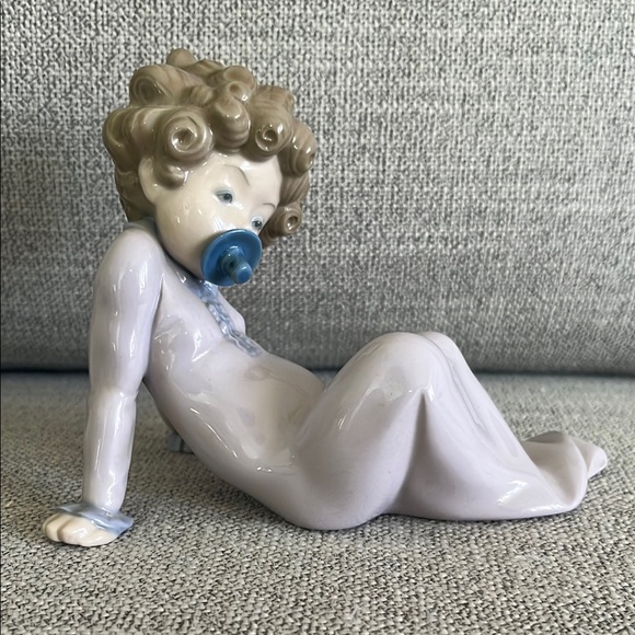 Lladro Porcelain Child Figurine with Blue Pacifier - Picture 2 of 5